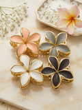 Elegant Plumeria Flower Hair Claw Clip – Matte Enamel & Gold Finish Non-Slip Hair Accessory